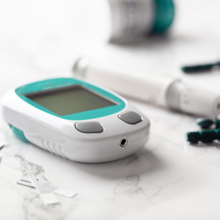 glucometer-ketometer-diabetes-or-keto-diet-2021-11-03-16-39-11-utc